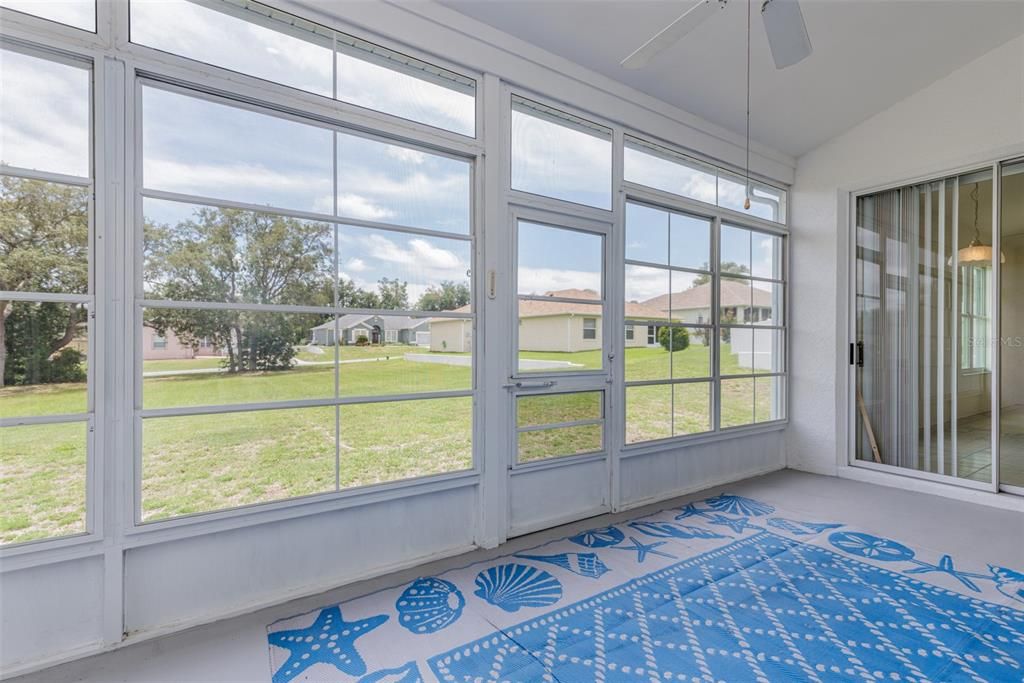 En Venta: $269,000 (2 camas, 2 baños, 1730 Pies cuadrados)