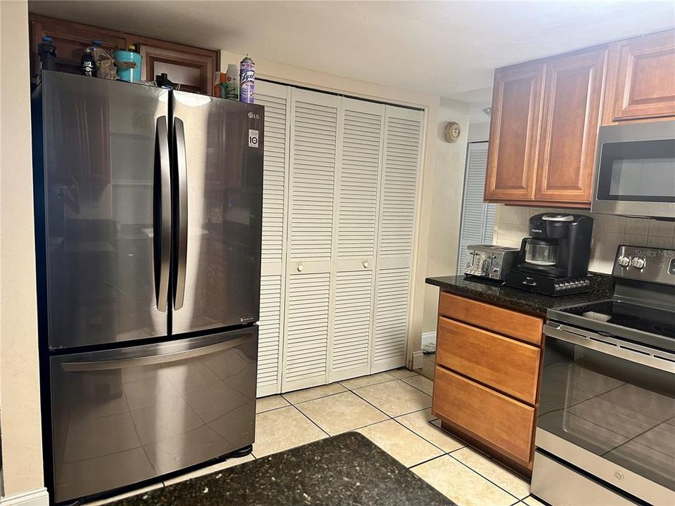 For Sale: $289,900 (3 beds, 2 baths, 1511 Square Feet)