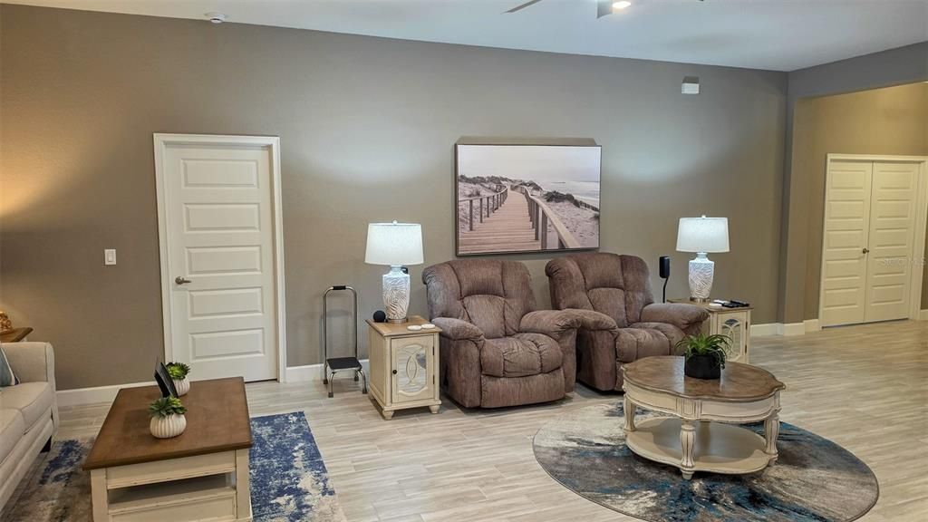 For Sale: $450,000 (4 beds, 3 baths, 2508 Square Feet)