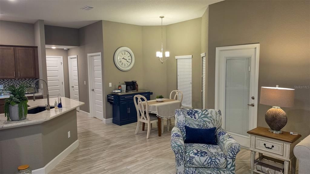 For Sale: $450,000 (4 beds, 3 baths, 2508 Square Feet)
