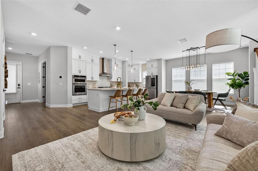 For Sale: $1,280,000 (4 beds, 2 baths, 2632 Square Feet)