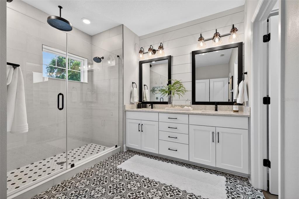 For Sale: $1,280,000 (4 beds, 2 baths, 2632 Square Feet)
