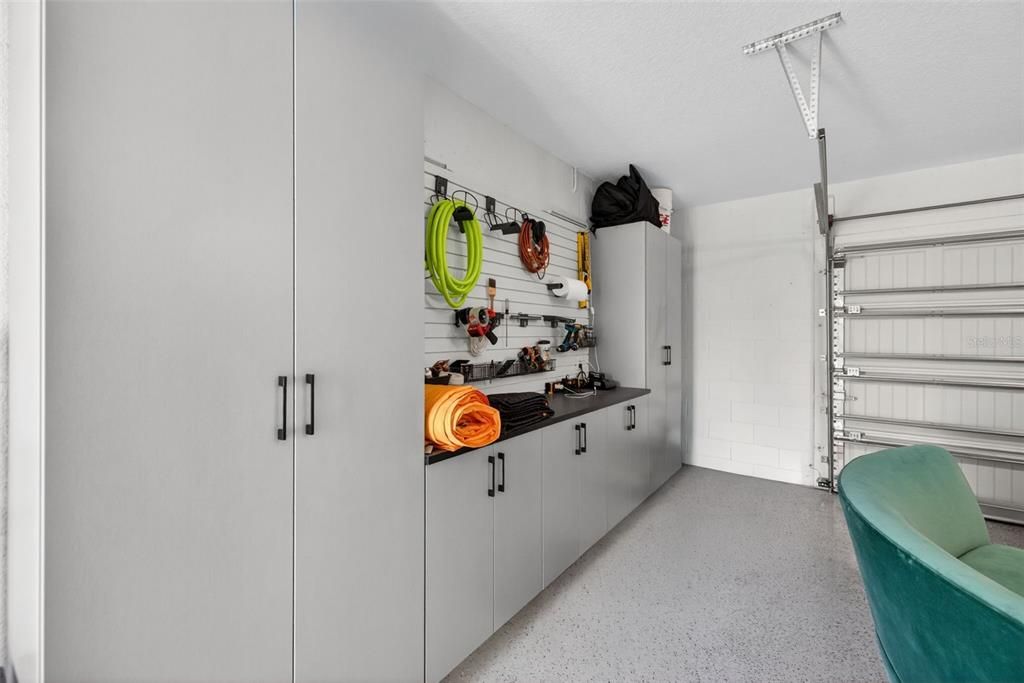 For Sale: $1,280,000 (4 beds, 2 baths, 2632 Square Feet)