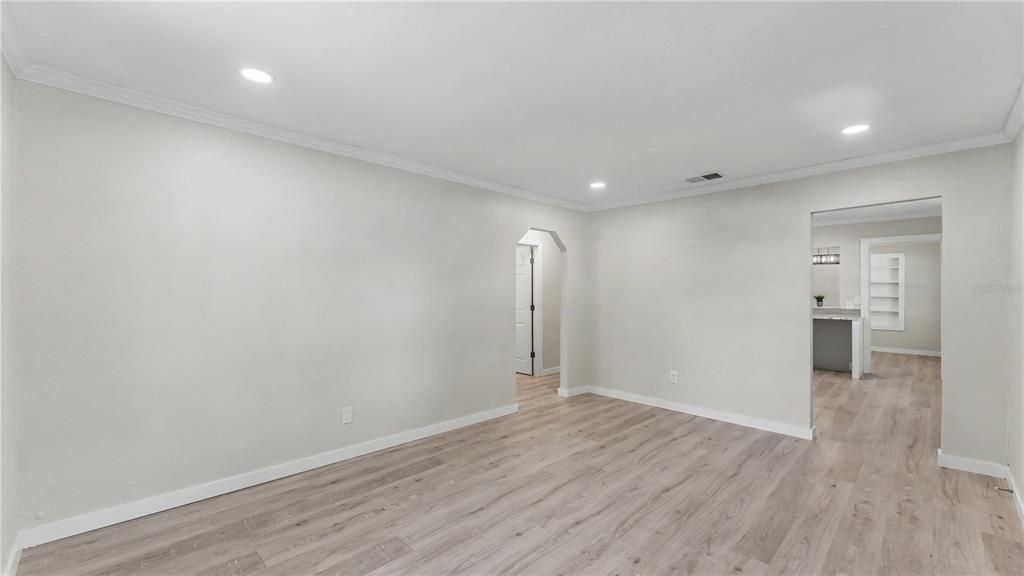 En Venta: $287,000 (3 camas, 1 baños, 1727 Pies cuadrados)