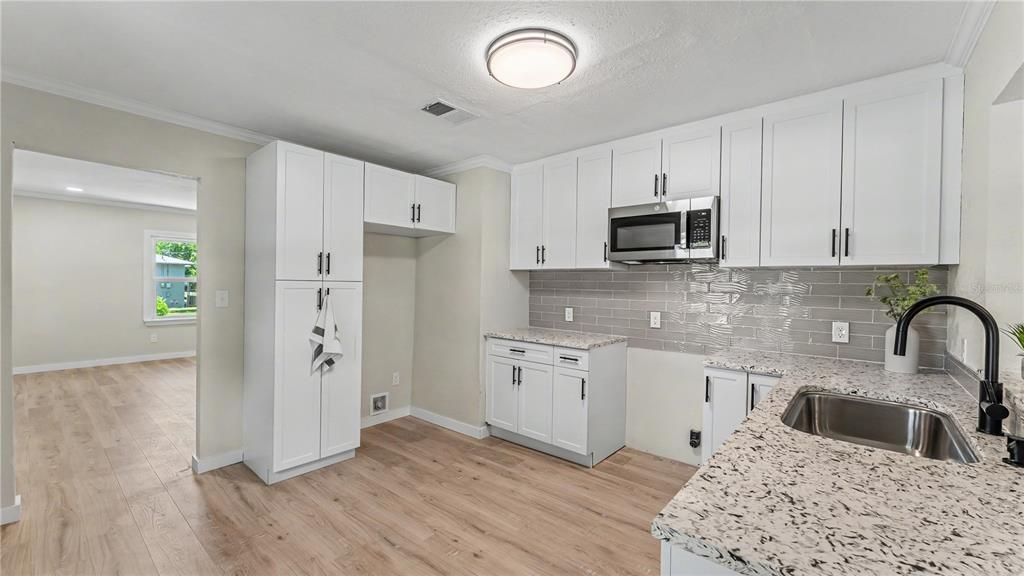 En Venta: $287,000 (3 camas, 1 baños, 1727 Pies cuadrados)