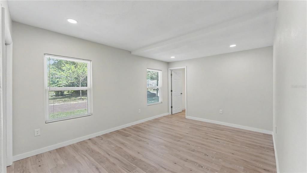 En Venta: $287,000 (3 camas, 1 baños, 1727 Pies cuadrados)