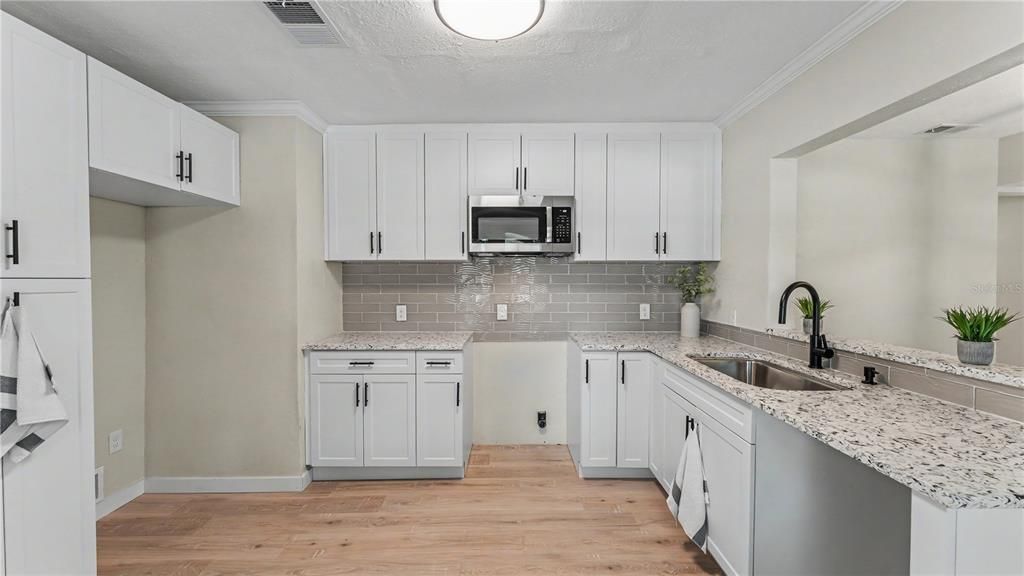 En Venta: $287,000 (3 camas, 1 baños, 1727 Pies cuadrados)