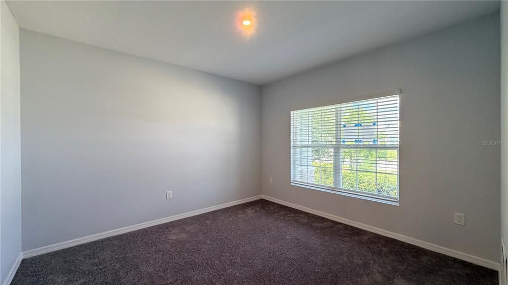For Sale: $399,990 (5 beds, 3 baths, 2289 Square Feet)