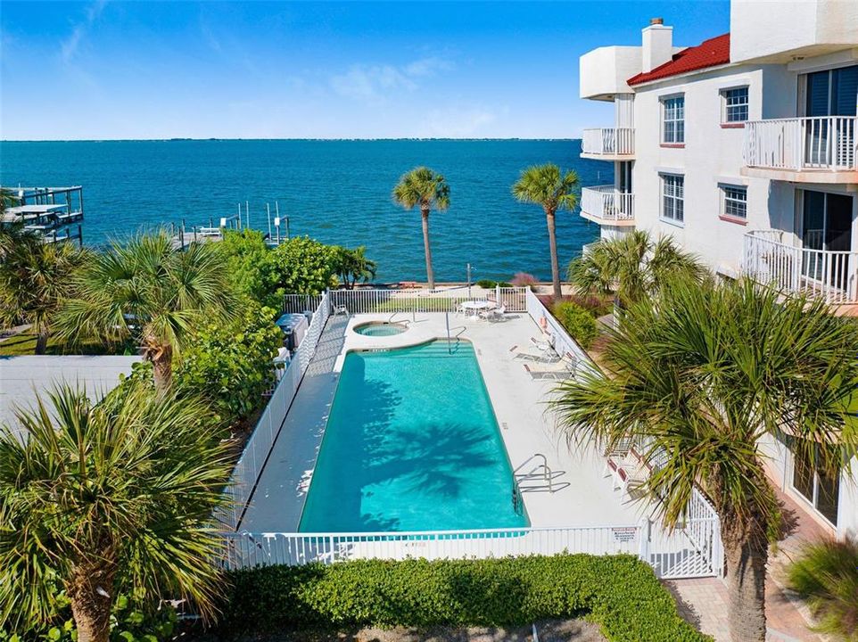 For Sale: $475,000 (3 beds, 2 baths, 2292 Square Feet)