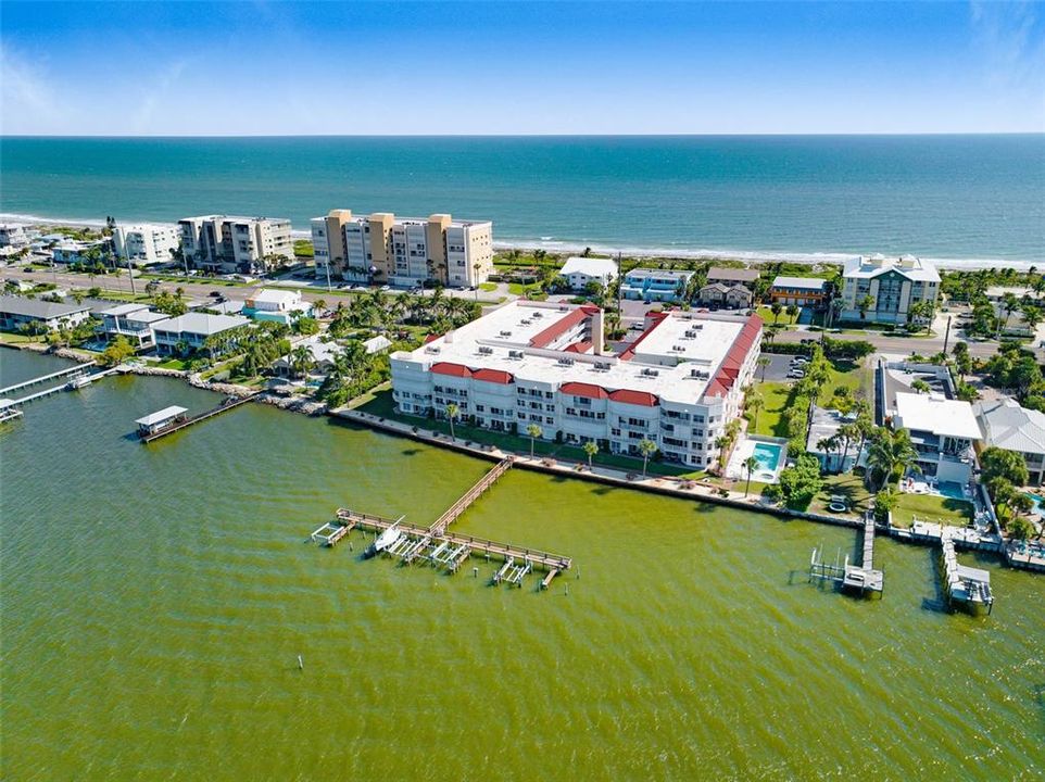 For Sale: $475,000 (3 beds, 2 baths, 2292 Square Feet)