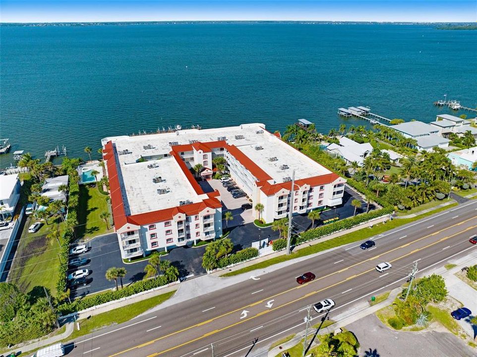 For Sale: $475,000 (3 beds, 2 baths, 2292 Square Feet)