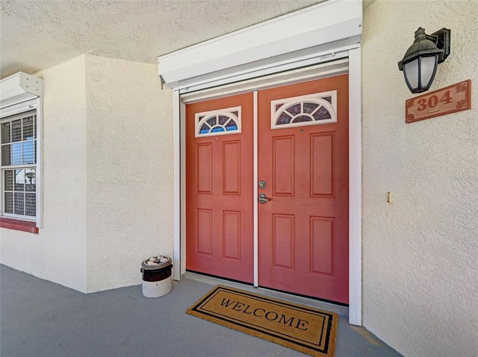 For Sale: $475,000 (3 beds, 2 baths, 2292 Square Feet)
