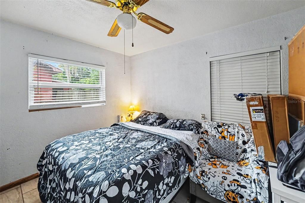For Sale: $349,000 (2 beds, 2 baths, 1117 Square Feet)