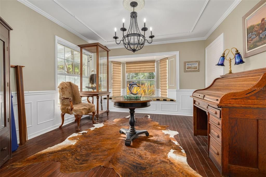 For Sale: $2,200,000 (4 beds, 5 baths, 5500 Square Feet)