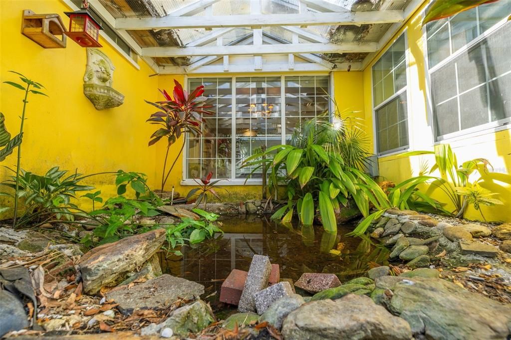 For Sale: $2,200,000 (4 beds, 5 baths, 5500 Square Feet)