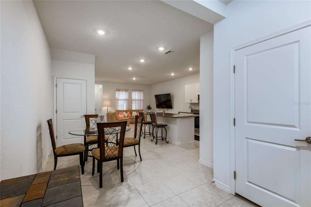 For Sale: $340,000 (3 beds, 2 baths, 1596 Square Feet)