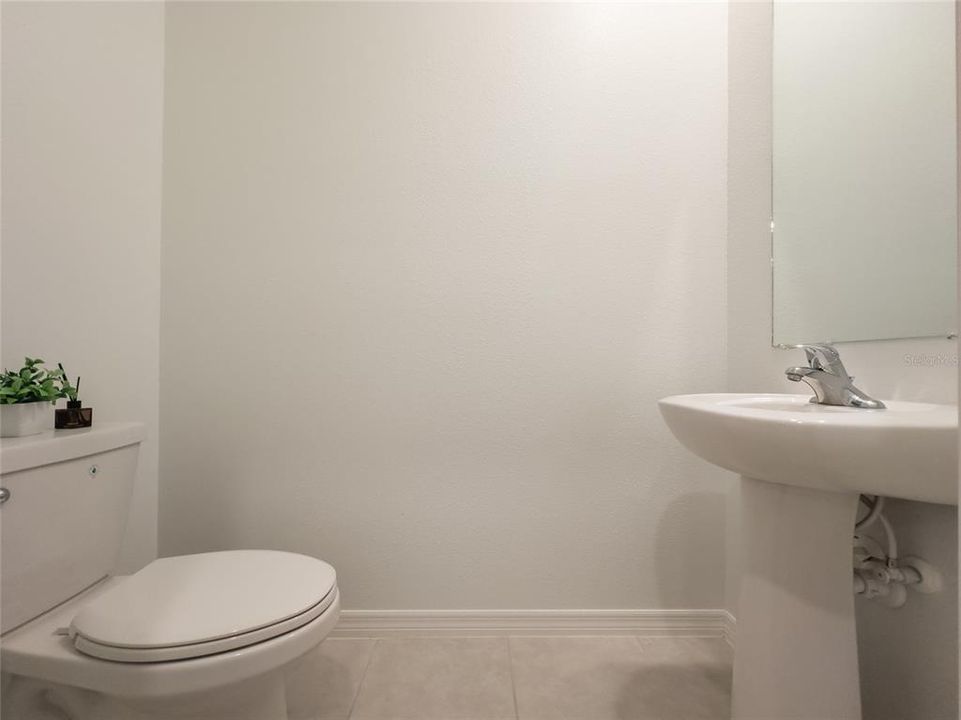 For Sale: $340,000 (3 beds, 2 baths, 1596 Square Feet)