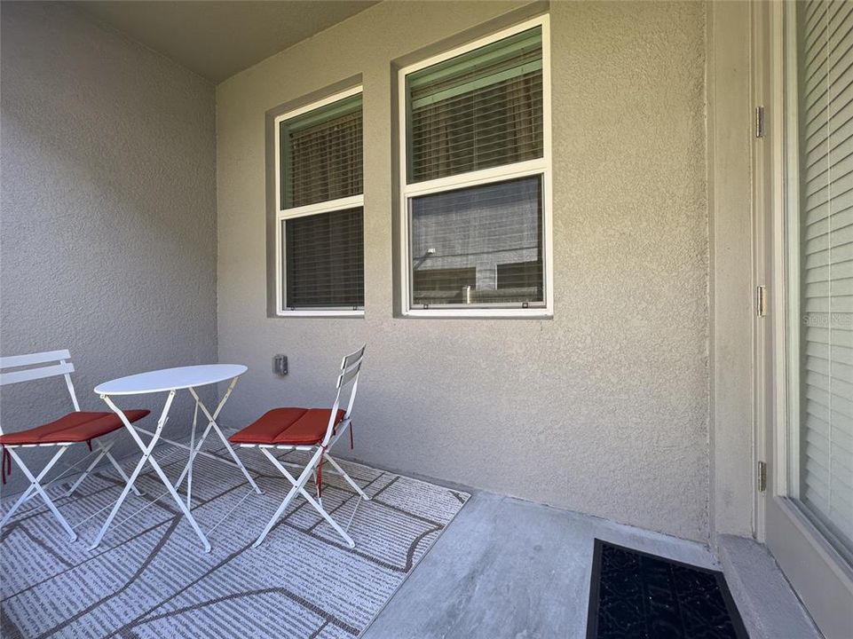 For Sale: $340,000 (3 beds, 2 baths, 1596 Square Feet)