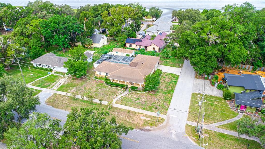 For Sale: $529,000 (5 beds, 2 baths, 1998 Square Feet)