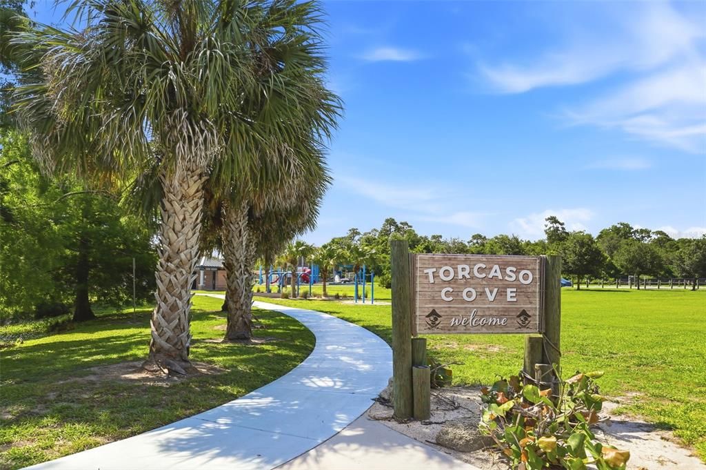 For Rent: $1,595 (2 beds, 1 baths, 907 Square Feet)