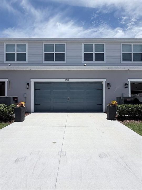 For Rent: $2,350 (3 beds, 2 baths, 1705 Square Feet)