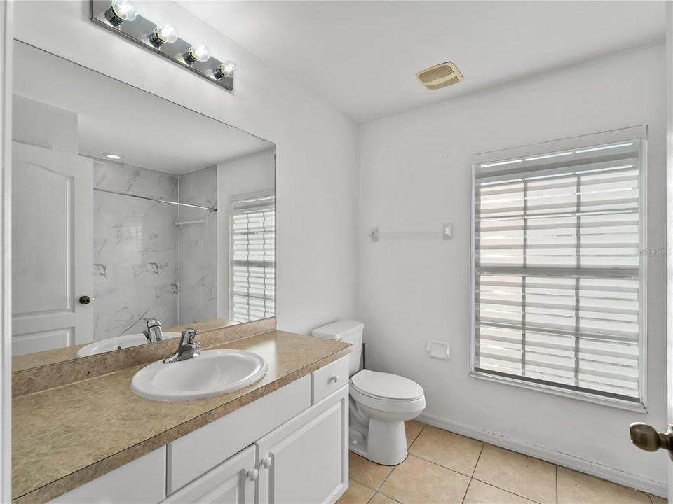 En Venta: $264,998 (3 camas, 2 baños, 1272 Pies cuadrados)
