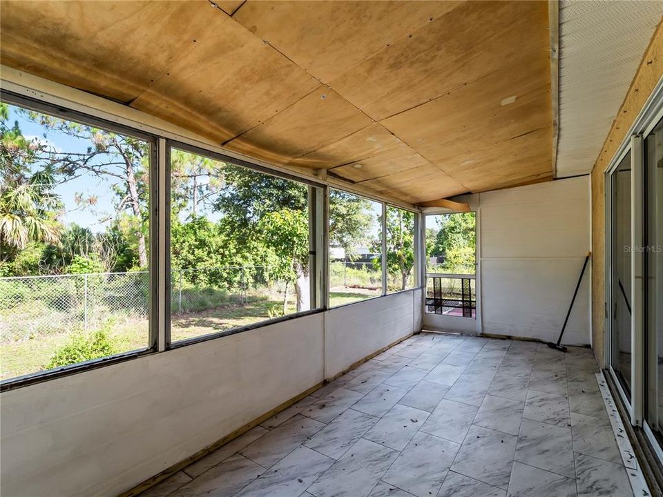 En Venta: $264,998 (3 camas, 2 baños, 1272 Pies cuadrados)