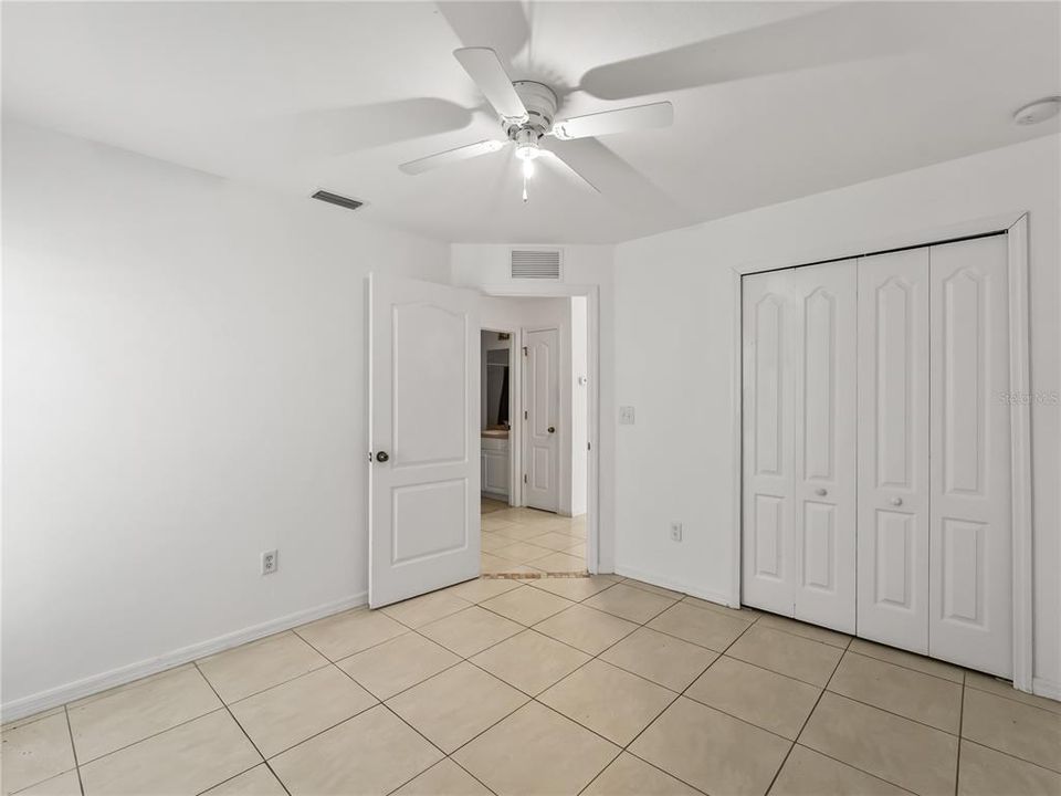 En Venta: $264,998 (3 camas, 2 baños, 1272 Pies cuadrados)