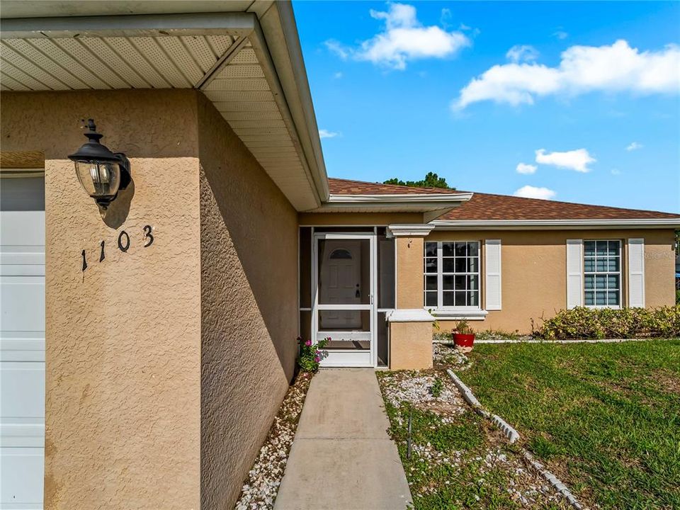 En Venta: $264,998 (3 camas, 2 baños, 1272 Pies cuadrados)