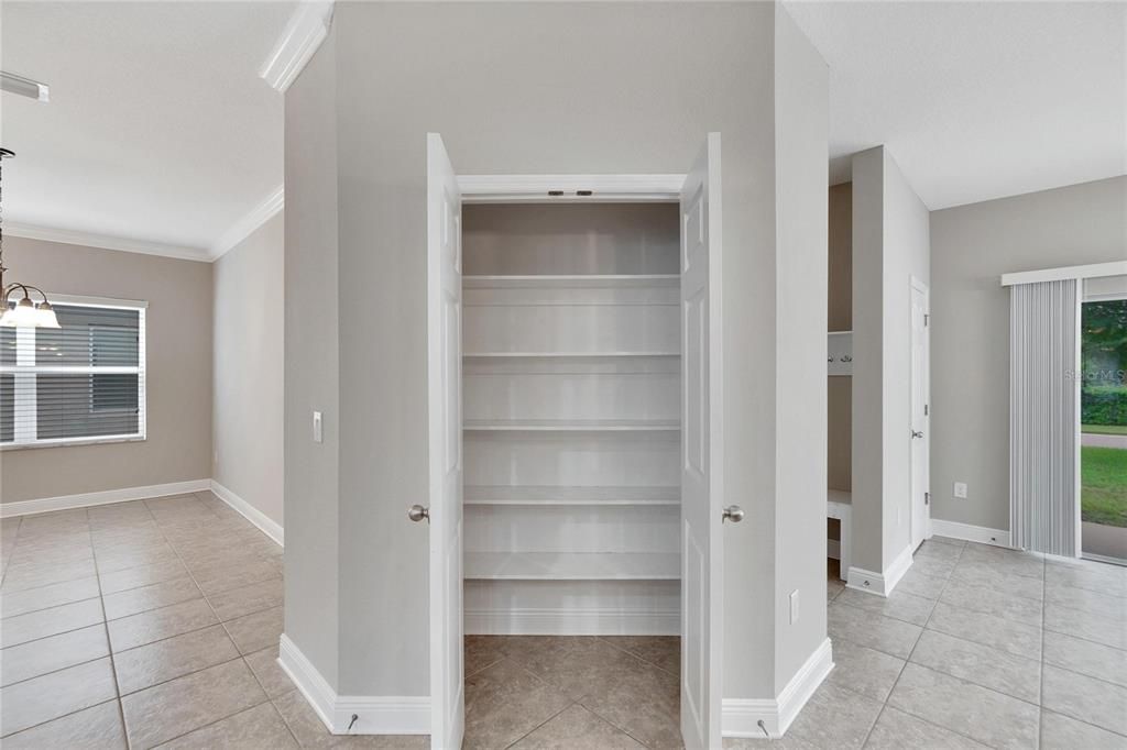 В аренду: $2,950 (4 спален, 2 ванн, 2894 Квадратных фут)