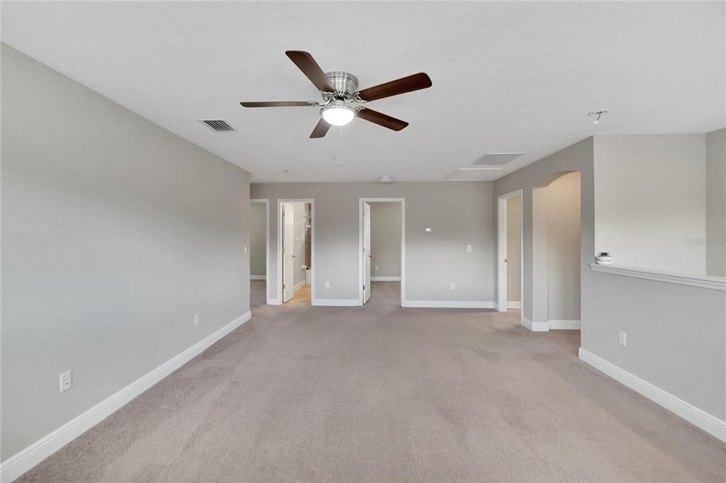 В аренду: $2,950 (4 спален, 2 ванн, 2894 Квадратных фут)