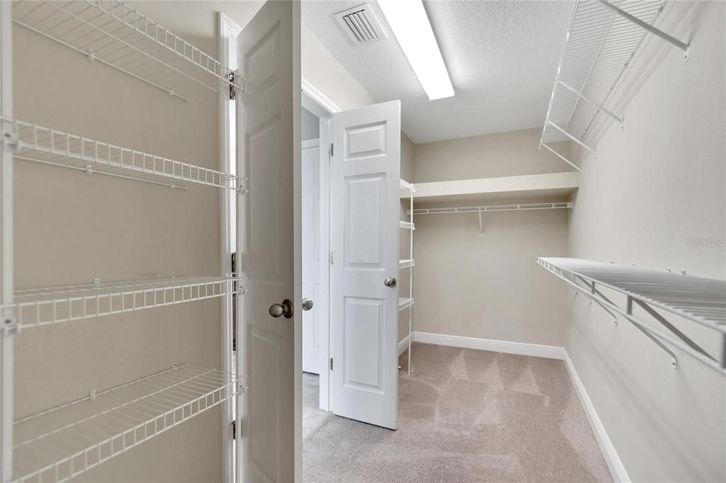 В аренду: $2,950 (4 спален, 2 ванн, 2894 Квадратных фут)