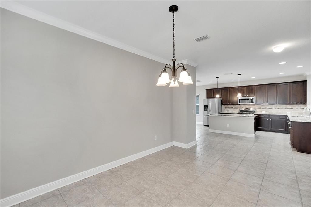 В аренду: $2,950 (4 спален, 2 ванн, 2894 Квадратных фут)