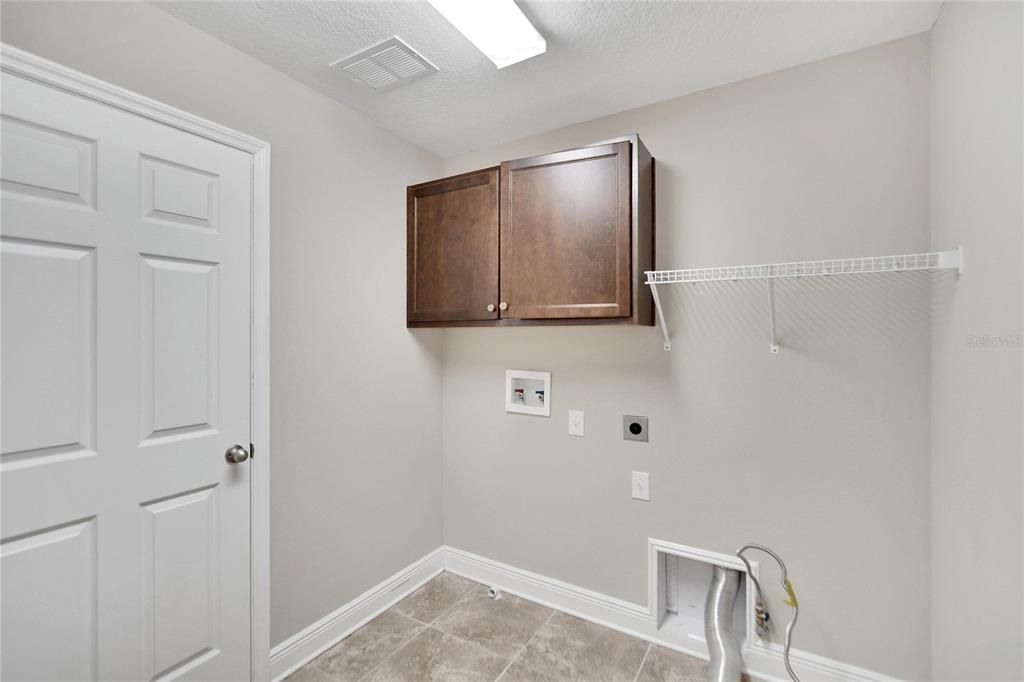В аренду: $2,950 (4 спален, 2 ванн, 2894 Квадратных фут)