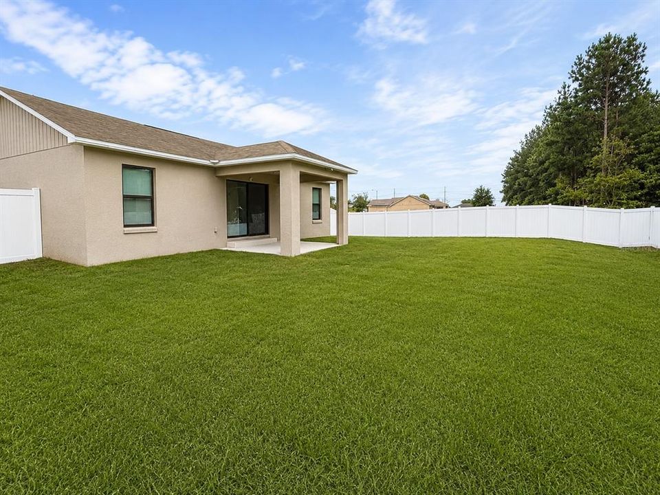 For Sale: $289,900 (3 beds, 2 baths, 1184 Square Feet)