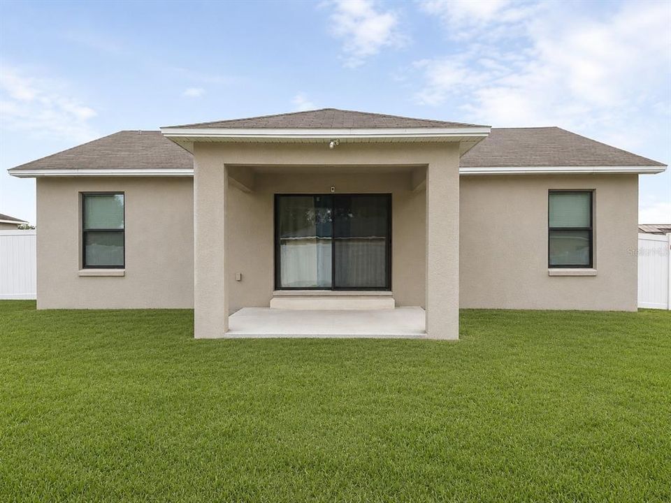 For Sale: $289,900 (3 beds, 2 baths, 1184 Square Feet)
