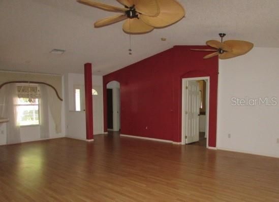 For Sale: $275,000 (2 beds, 2 baths, 1770 Square Feet)