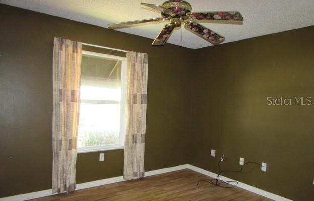 For Sale: $275,000 (2 beds, 2 baths, 1770 Square Feet)