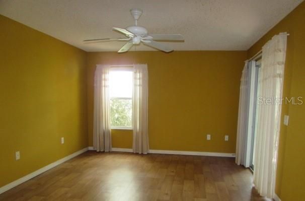 For Sale: $275,000 (2 beds, 2 baths, 1770 Square Feet)