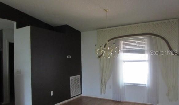 For Sale: $275,000 (2 beds, 2 baths, 1770 Square Feet)