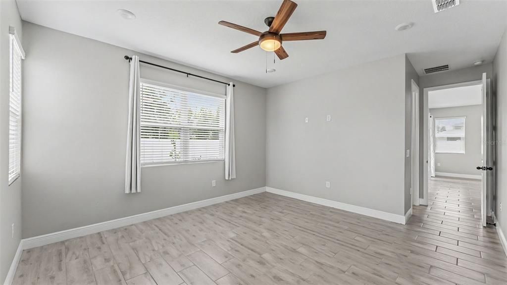 В аренду: $2,895 (4 спален, 3 ванн, 2038 Квадратных фут)