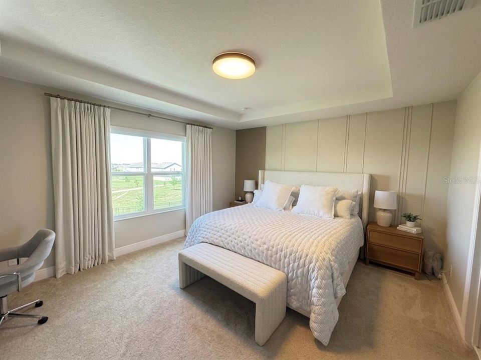 En Venta: $630,000 (5 camas, 3 baños, 2586 Pies cuadrados)