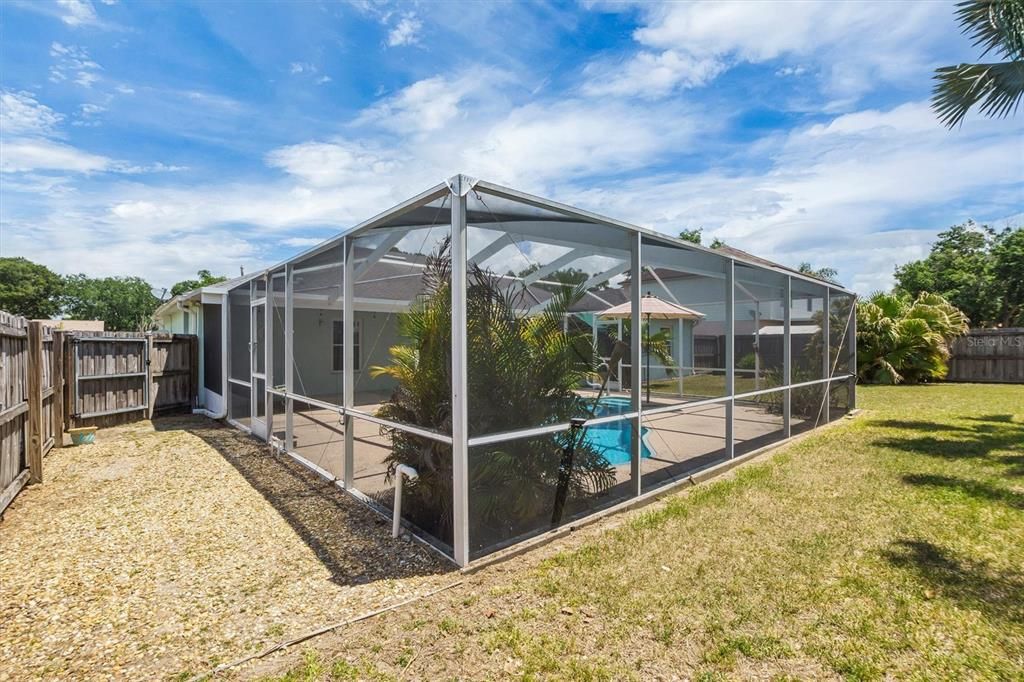 For Sale: $305,000 (4 beds, 2 baths, 1768 Square Feet)