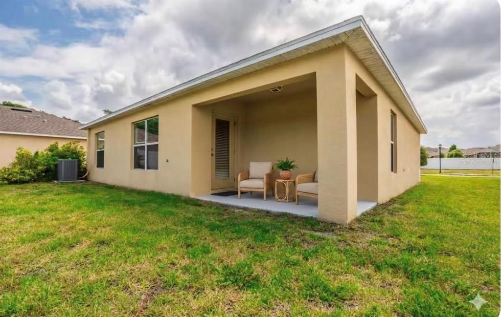 For Sale: $289,900 (3 beds, 2 baths, 1360 Square Feet)
