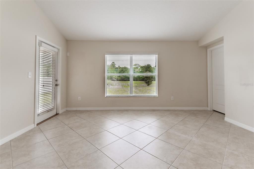 For Sale: $289,900 (3 beds, 2 baths, 1360 Square Feet)