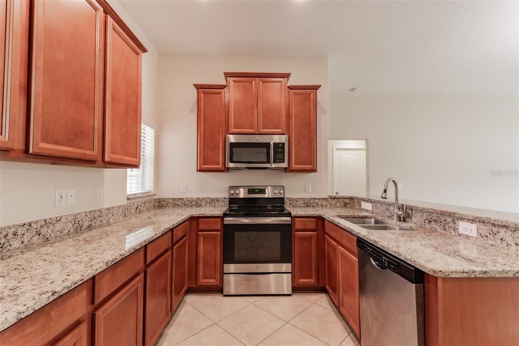 For Sale: $289,900 (3 beds, 2 baths, 1360 Square Feet)