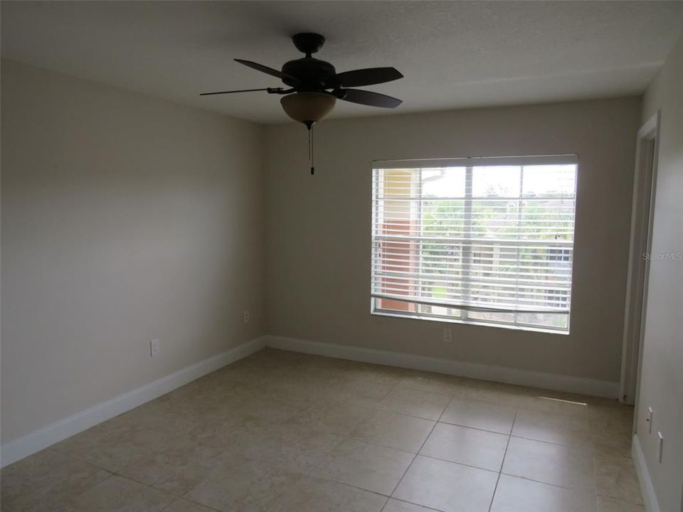 For Rent: $1,750 (2 beds, 2 baths, 975 Square Feet)
