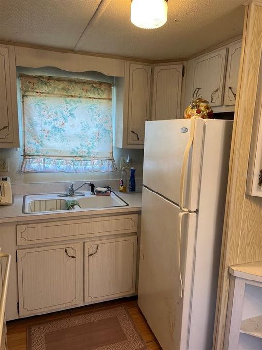 For Sale: $29,500 (1 beds, 1 baths, 420 Square Feet)