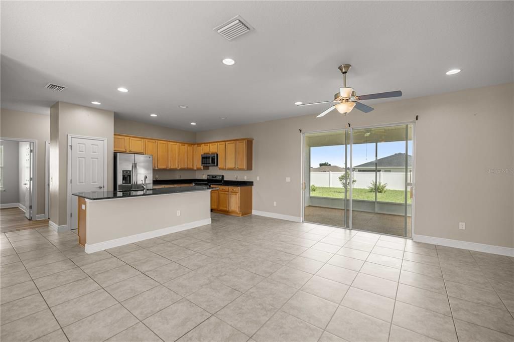 For Sale: $299,900 (4 beds, 2 baths, 1865 Square Feet)
