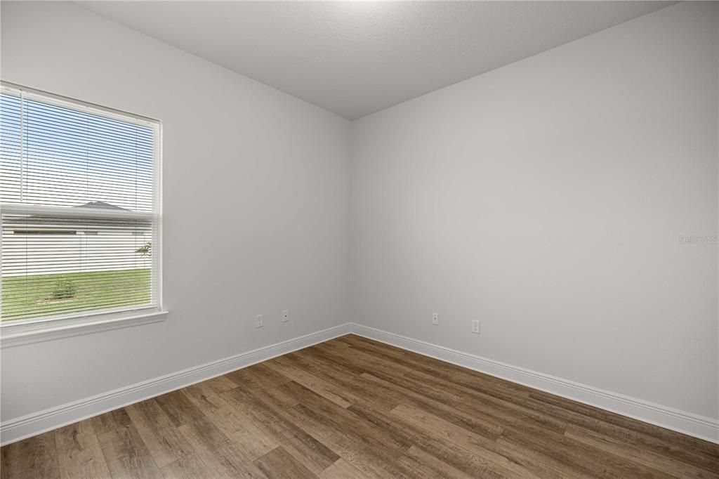 For Sale: $299,900 (4 beds, 2 baths, 1865 Square Feet)